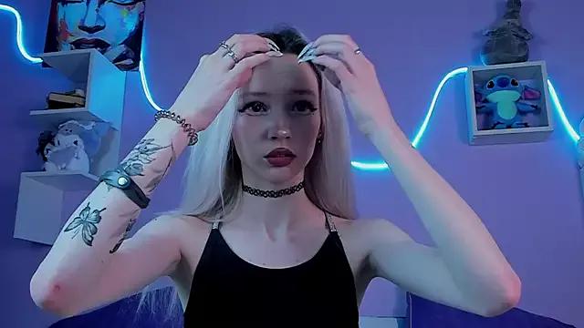 Try our streaming cams variety and talk on a personal level with our adorable girls streamers, showing off their bountiful shapes and dildos.