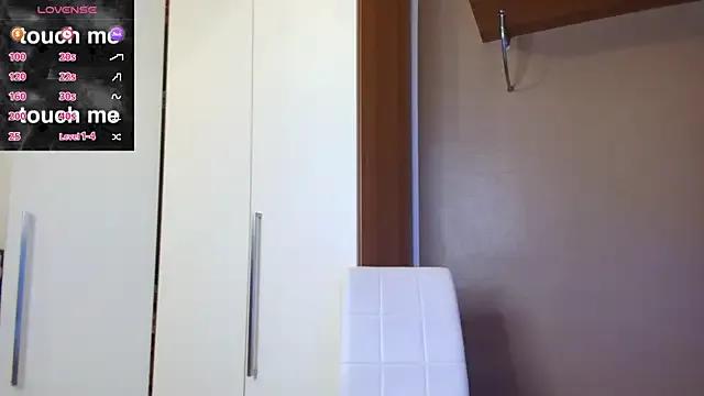 ScarletVerdi from StripChat is Freechat