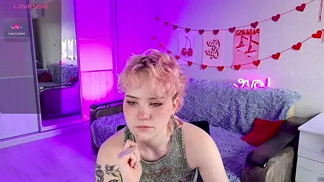 School_Love from StripChat is Freechat