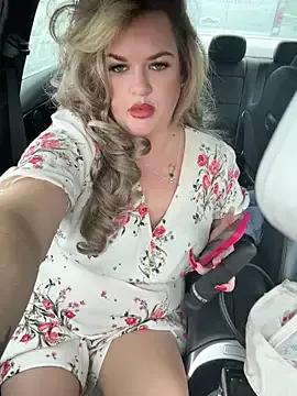 Scottish_Milf_Bella_xo from StripChat is Freechat