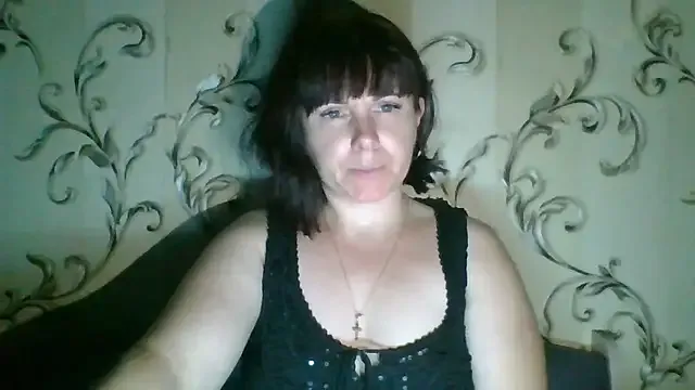 SecretSienna_ from StripChat is Freechat