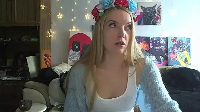 Try our streaming cams variety and talk on a personal level with our adorable girls streamers, showing off their bountiful shapes and dildos.