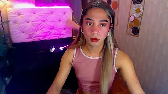 Seductive_nathalie from StripChat is Freechat