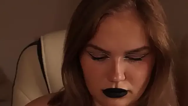 See_Sam on StripChat 