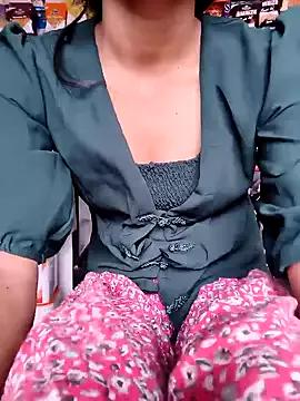 Seemujaan from StripChat