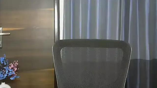 Selen_5 from StripChat