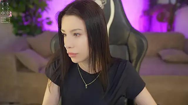 Try our streaming cams variety and talk on a personal level with our adorable girls streamers, showing off their bountiful shapes and dildos.