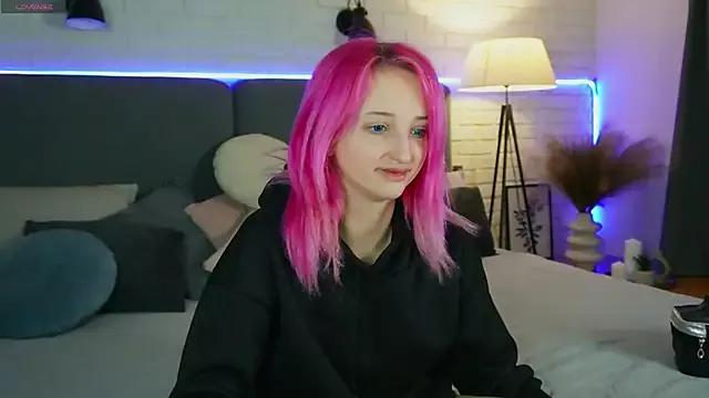 Try our streaming cams variety and talk on a personal level with our adorable girls streamers, showing off their bountiful shapes and dildos.