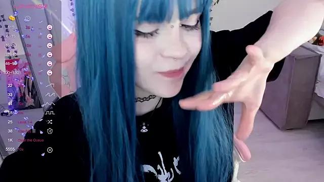Try our streaming cams variety and talk on a personal level with our adorable girls streamers, showing off their bountiful shapes and dildos.