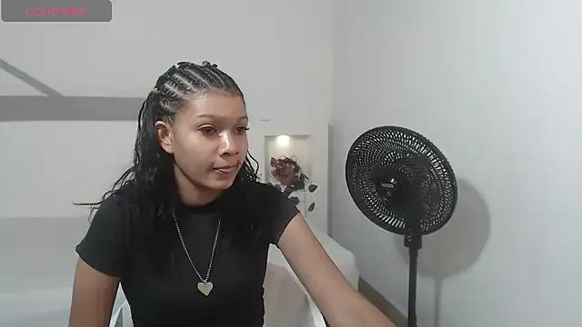 SelenaFox6 from StripChat
