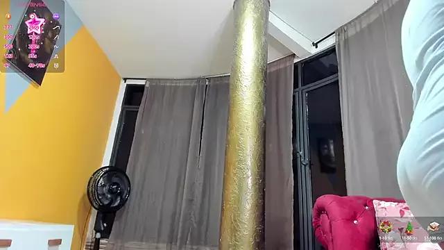SelenaGmez from StripChat
