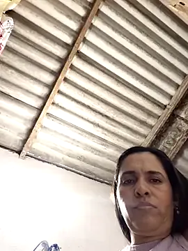 Selenahot23sexy from StripChat is Freechat