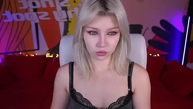 Try our streaming cams variety and talk on a personal level with our adorable girls streamers, showing off their bountiful shapes and dildos.