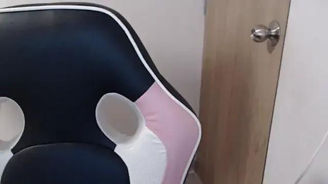 SelenaMoon_12 from StripChat is Freechat