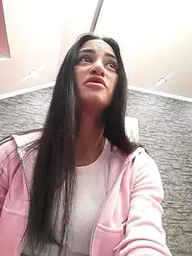 SelenaNoir from StripChat