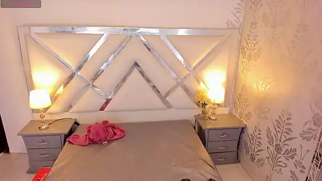 Try our streaming cams variety and talk on a personal level with our adorable girls streamers, showing off their bountiful shapes and dildos.