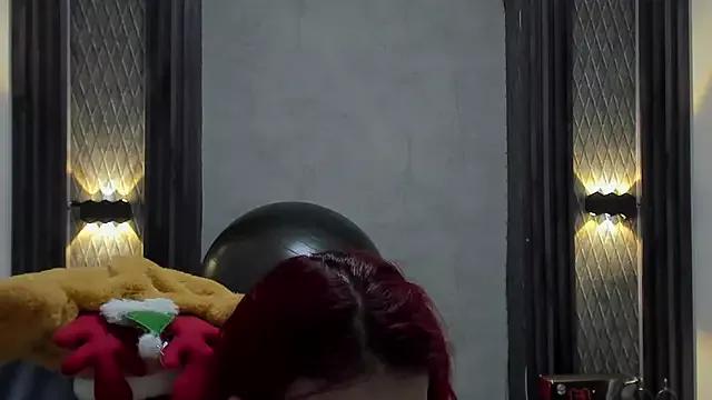 selene_red_ from StripChat