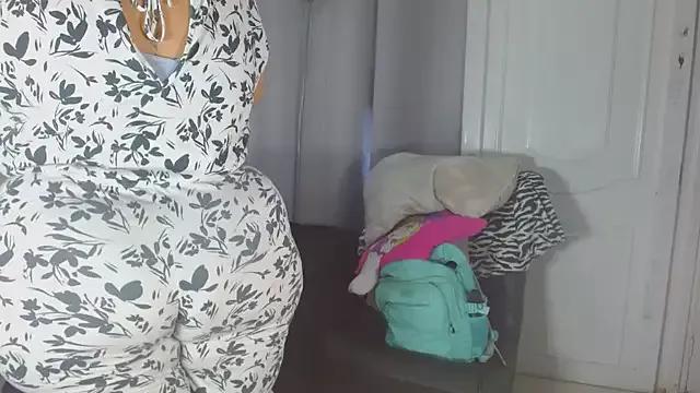 Selenna01 from StripChat
