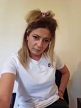 Selenna_emma from StripChat