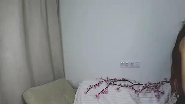 SelinaLukas from StripChat is Freechat