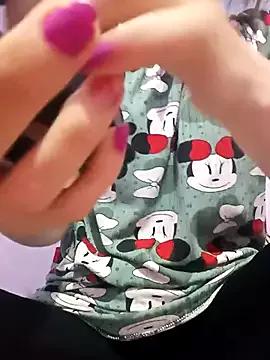 Sellena2 from StripChat is Freechat