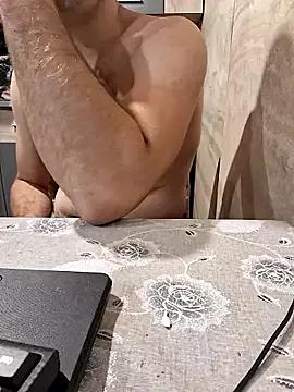 Sensii from StripChat is Freechat