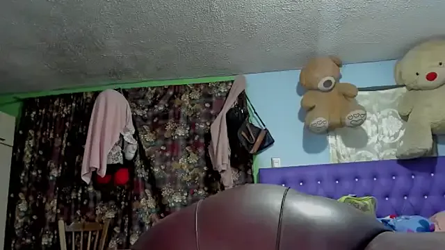 sensual-laura on StripChat 