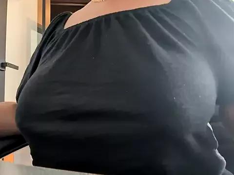SensualATease from StripChat