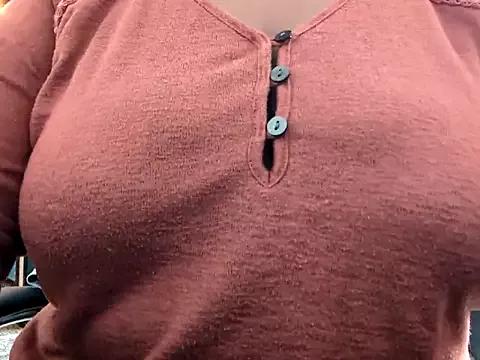 SensualATease from StripChat