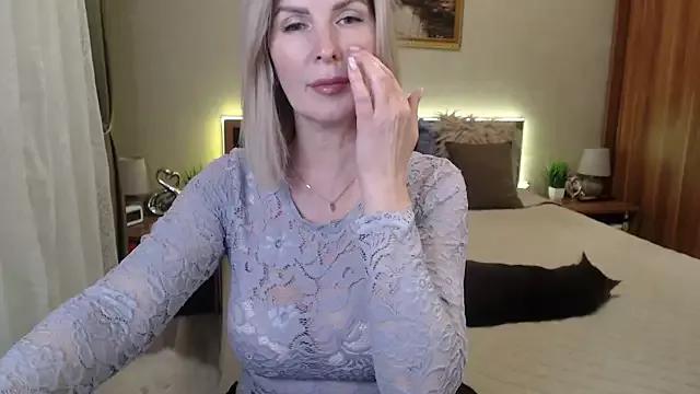 sensualEmilia from StripChat
