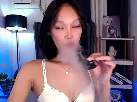 Sensualmelody143 from StripChat