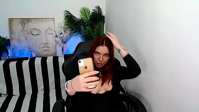 SensualSab from StripChat