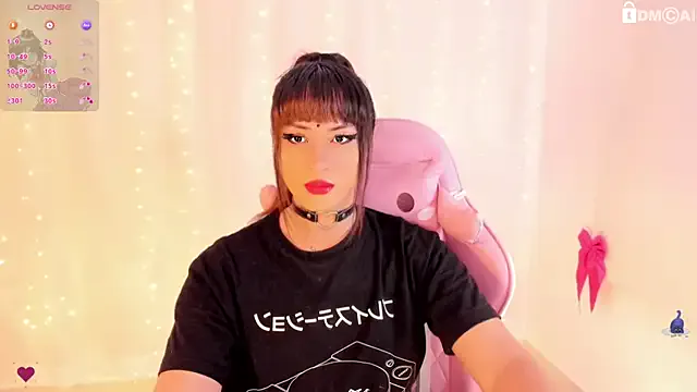 SeraphineSup from StripChat is Freechat