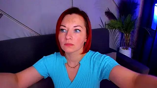 Serena_Foxxx from StripChat is Freechat