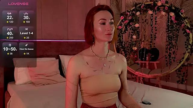 Serena_Waldarf from StripChat is Freechat