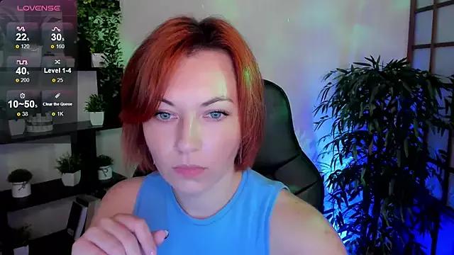 Serena_Woods from StripChat is Freechat