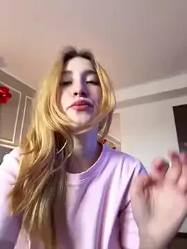 SerenaBennet from StripChat