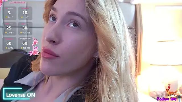 Try our streaming cams variety and talk on a personal level with our adorable girls streamers, showing off their bountiful shapes and dildos.