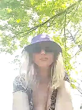 SerenaGrantt from StripChat