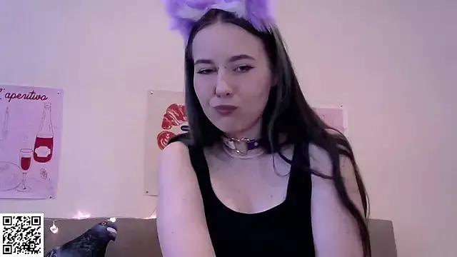 Try our streaming cams variety and talk on a personal level with our adorable girls streamers, showing off their bountiful shapes and dildos.