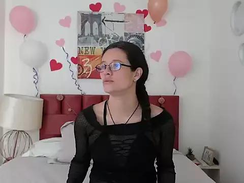 SereneDavos from StripChat is Freechat