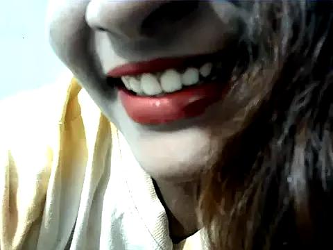 sexxy_Alora from StripChat