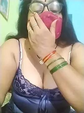 sexxyrenukaa from StripChat
