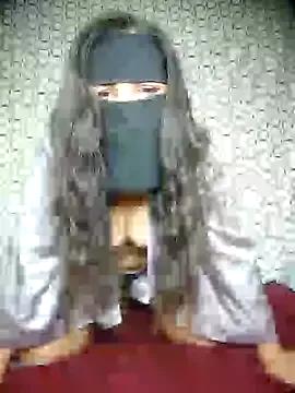 Sexy-Randa from StripChat is Freechat