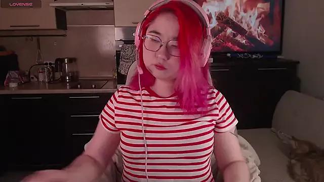 sexy_asian from StripChat is Freechat