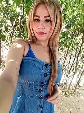 Sexy_Barbie_Mature from StripChat is Freechat