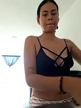 sexy_brunette_latina from StripChat is Freechat