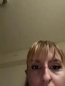 Sexy_Bulgarian_woman from StripChat is Freechat