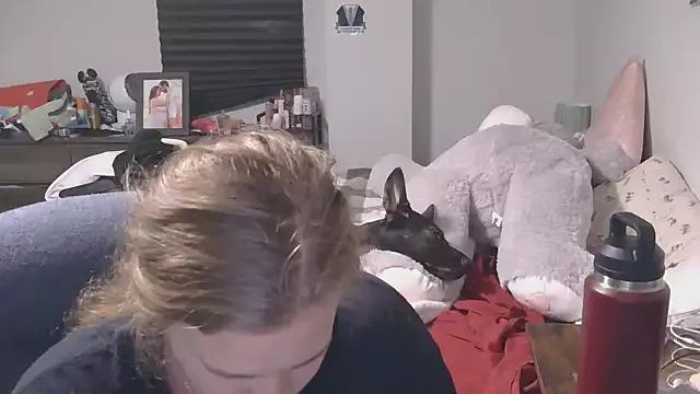 Sexyblonde12344 from StripChat is Freechat
