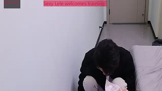 sexyboy-lele from StripChat is Freechat